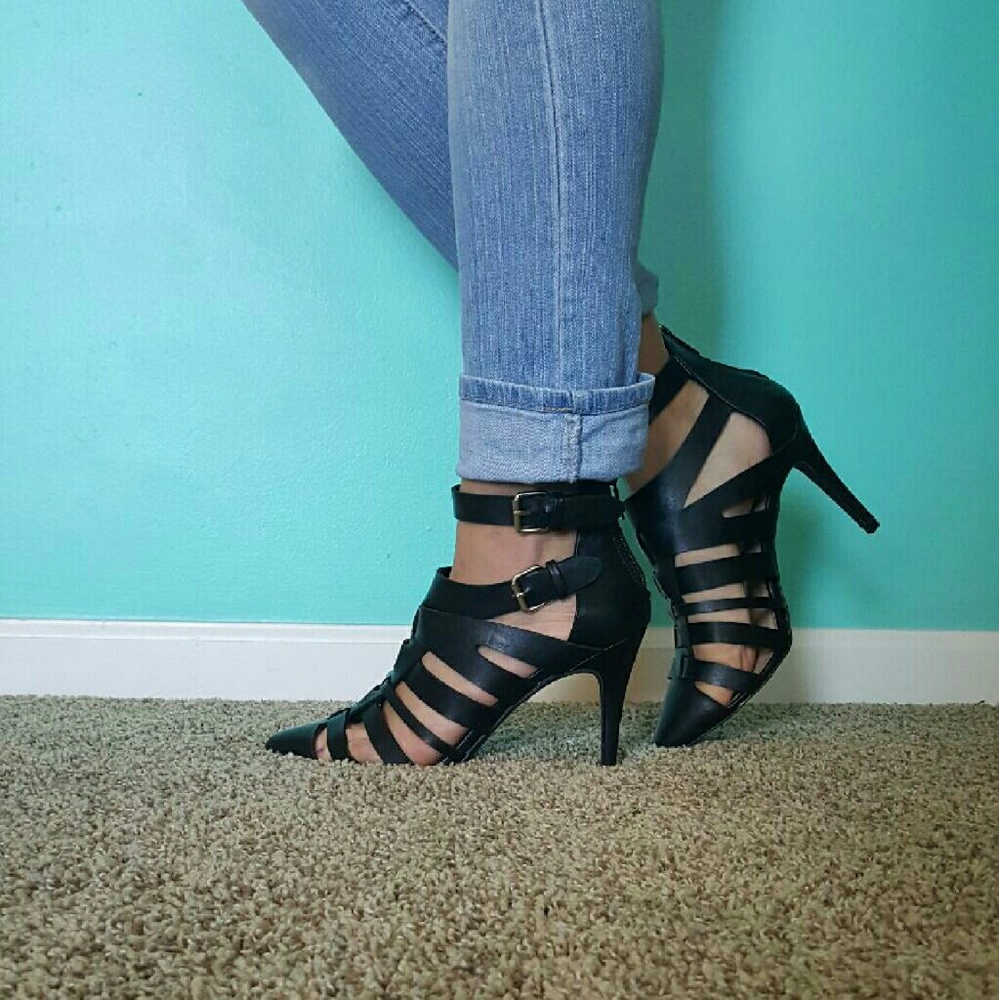 Women's Strappy heels